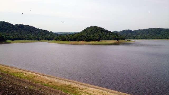 Hồ chứa nước Phú Xuân, nơi thầy giáo Mai Hữu Tấn chẳng may bị đuối nước 