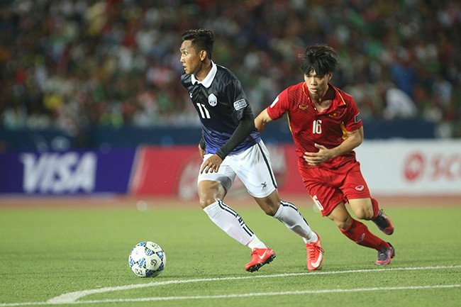 Công Phượng chơi mờ nhạt trong trận đấu với Campuchia.