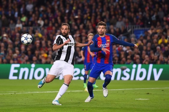 Cuộc đọ sức giữa Barcelona và Juventus là tâm điểm của loạt đấu rạng sáng mai.