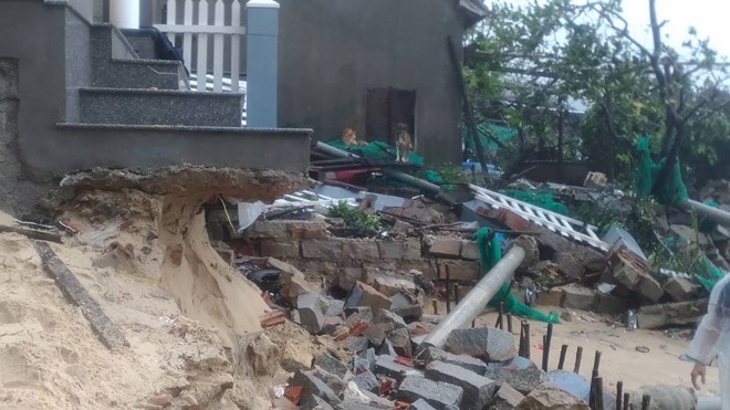 Bão số 12 gây nhiều thiệt hãi cho người dân xã Đại Lãnh, huyện Vạn Ninh, tỉnh Khánh Hòa. Ảnh: Nguyễn Dũng