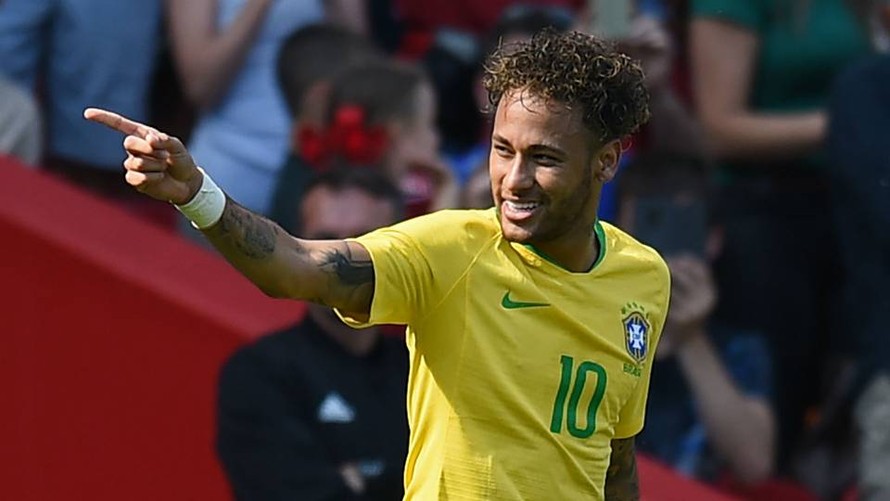 Neymar tỏa sáng rực rỡ, HLV Brazil chỉ dám mừng thầm
