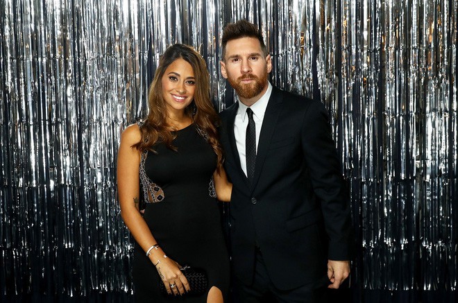  Vợ Messi bị tố giật dây chồng điều khiển HLV Argentina