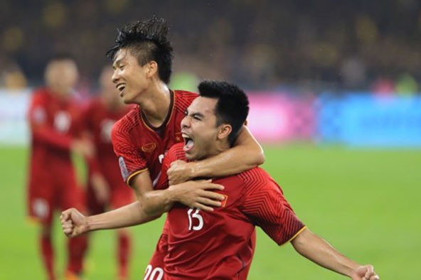 'Mong trời lạnh thêm để tuyển Việt Nam dễ đá với Malaysia'