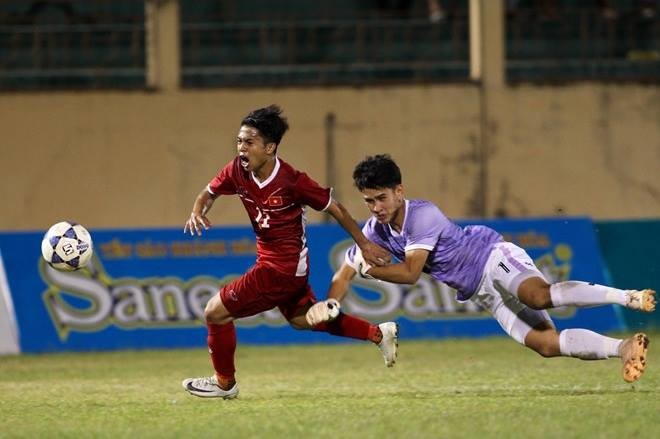 U19 tuyển chọn Việt Nam đánh bại Thái Lan, lên ngôi vô địch. Ảnh: Zing
