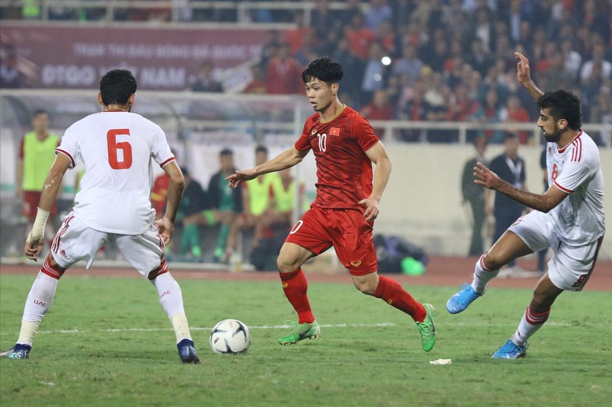 Các cầu thủ UAE từng nếm mùi thất bại trước đội tuyển Việt Nam trên sân Mỹ Đình. Ảnh: NHƯ Ý