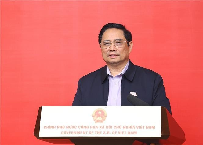 Thủ tướng Phạm Minh Chính phát biểu tại buổi tiếp xúc cử tri thành phố Cần Thơ trực tuyến từ điểm cầu Chính phủ. Ảnh: TTXVN