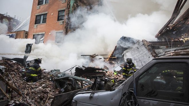 Vụ nổ lớn tại New York làm 2 tòa nhà bị sập được cho là do rò rỉ khí gas