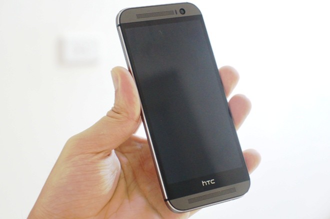 Cận cảnh 'nhan sắc' của HTC One M8