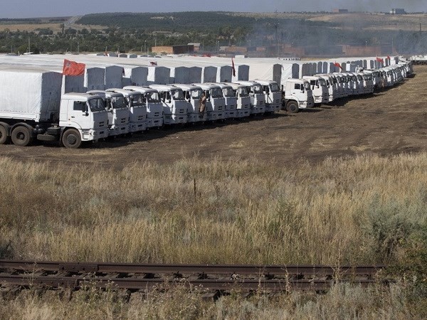 Xe chở hàng cứu trợ của Nga. (Nguồn: AP)