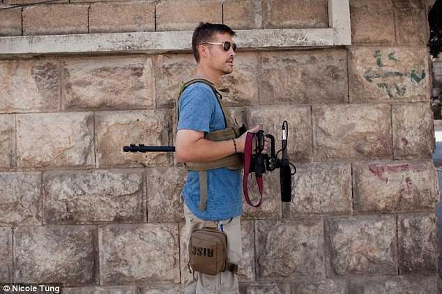 Nhà báo James Wright Foley đã bị bắt làm con tin vào tháng 11 năm 2012.