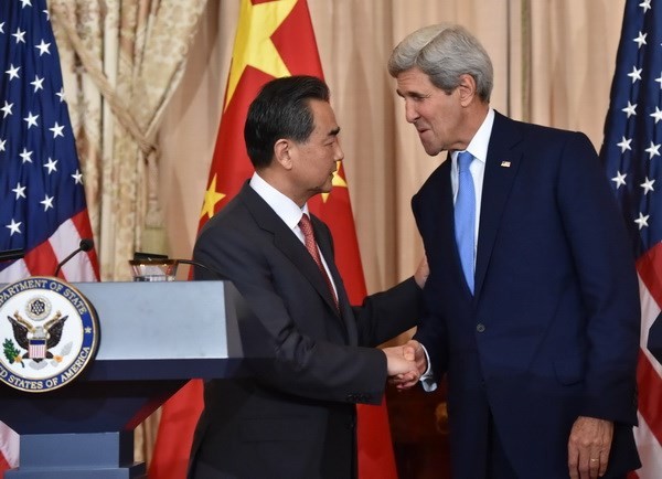 Ngoại trưởng Trung Quốc Vương Nghị (trái) đang có chuyến thăm Mỹ. (Nguồn:AFP/TTXVN)