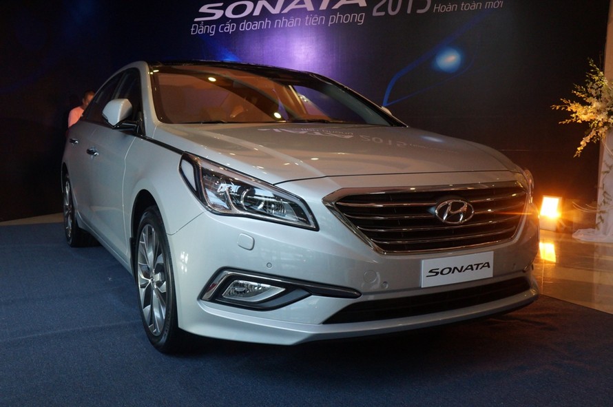 Cận cảnh Hyundai Sonata 2015: To lớn và nhiều tính năng