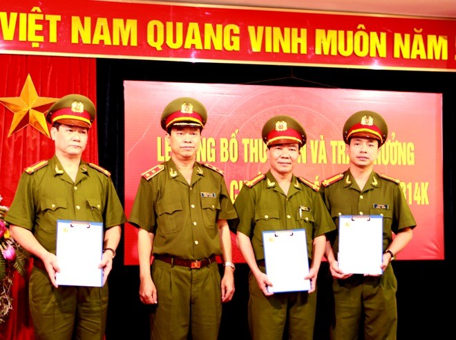 Trao thưởng cho các đơn vị tham gia chuyên án 814K - Công ty Khải Thái.