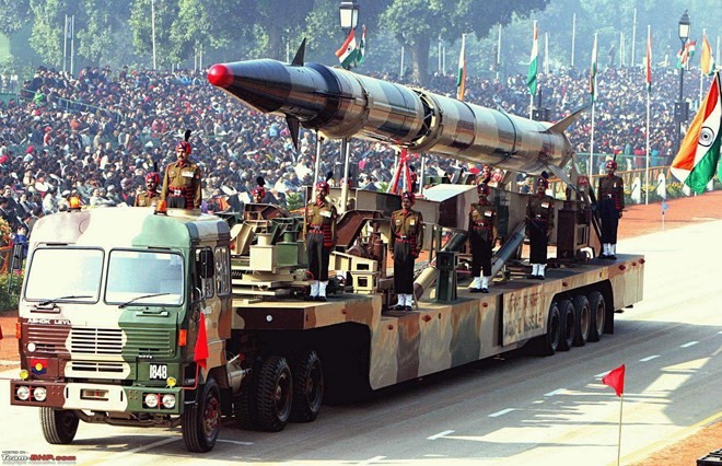 Tên lửa hạt nhân Ấn Độ trong một cuộc diễu binh ở nước này. (Nguồn: defence.pk)
