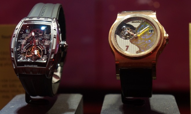 Lóa mắt với bộ sưu tập đồng hồ hơn 33 tỷ đồng tại Hà Nội