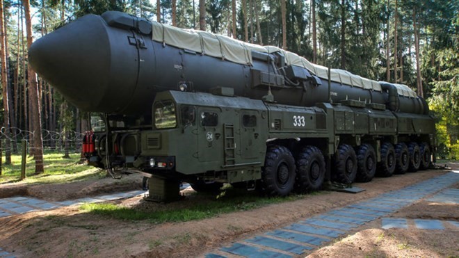 Bệ phóng tên lửa di động Yars mới được quân đội Nga triển khai (Nguồn: RIA)