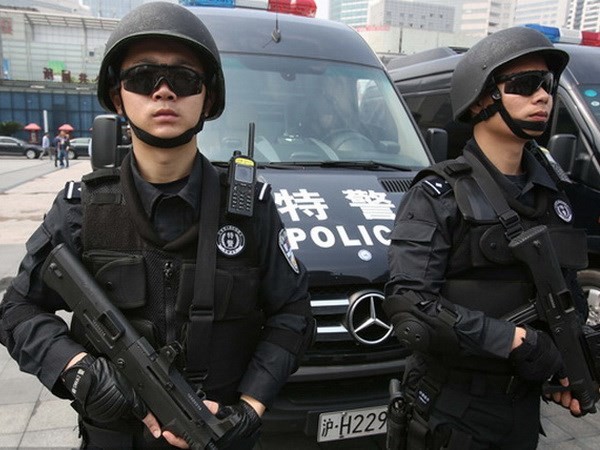 Bản tin 14H: Trung Quốc bắt giữ 10 nghi can hỗ trợ khủng bố