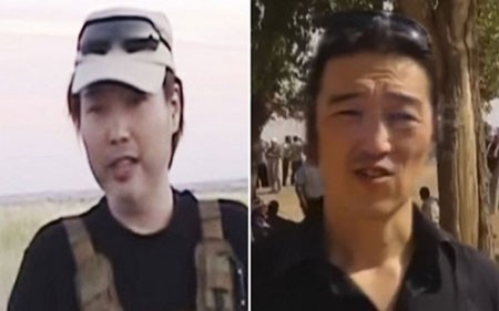 Hai con tin của Nhật Bản bị IS bắt giữ. Ảnh: AP