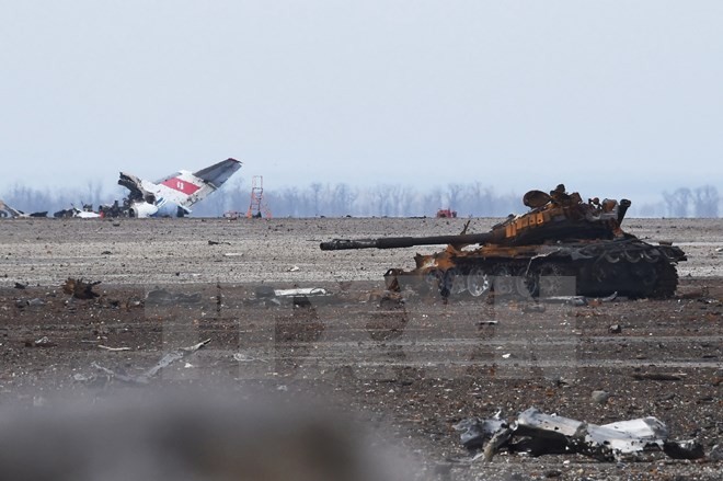 Cảnh đổ nát tại sân bay quốc tế Sergey Prokofiev ở Donetsk, miền đông Ukraine sau các cuộc giao tranh. (Nguồn: AFP/TTXVN)
