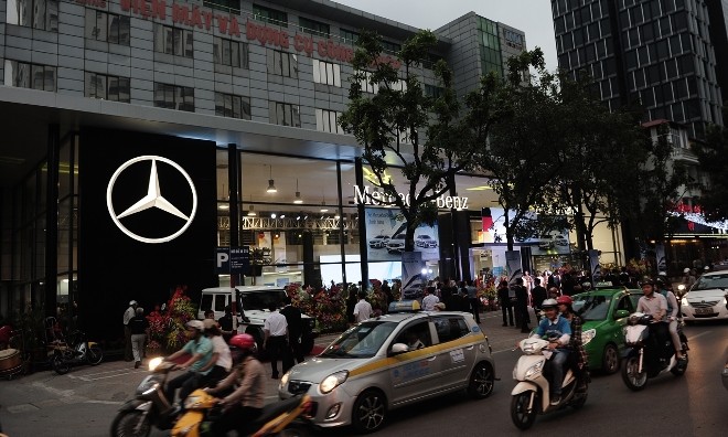Mercedes mở trung tâm mua bán xe cũ đầu tiên tại Việt Nam