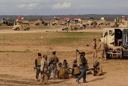 30.000 quân Iraq tiến đánh thành phố Tikrit mà không có sự phê chuẩn của Mỹ