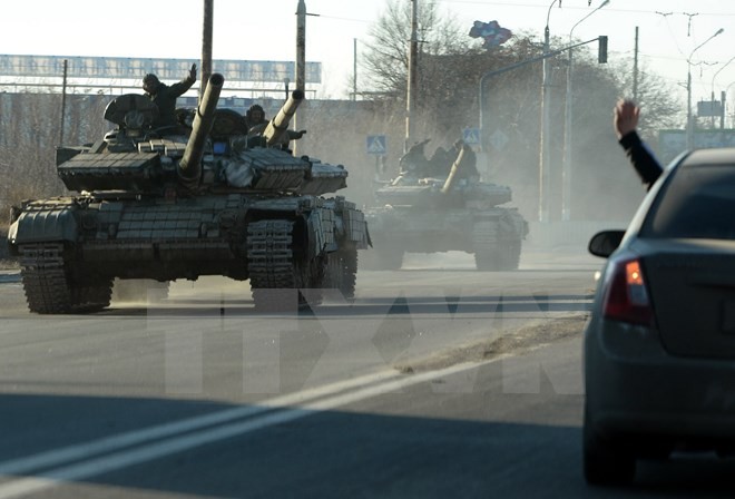 Xe quân sự hạng nặng của phe ly khai. (Ảnh: AFP/TTXVN)
