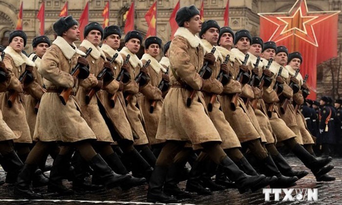 Bản tin 8H: Nga điều 8 vạn binh sĩ duyệt binh