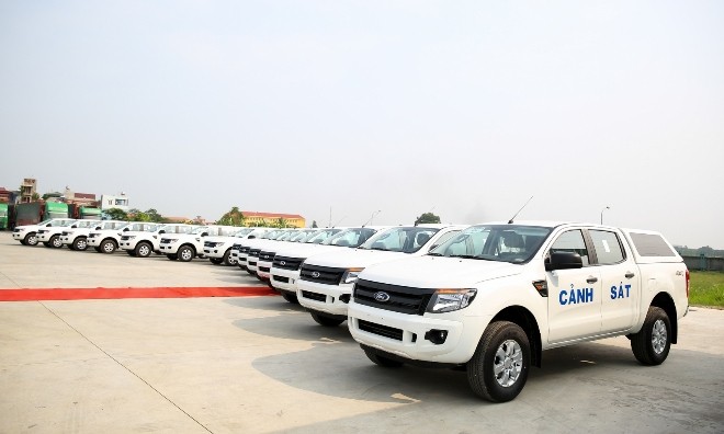 Bộ Công an tiếp nhận 75 xe bán tải Ford Ranger
