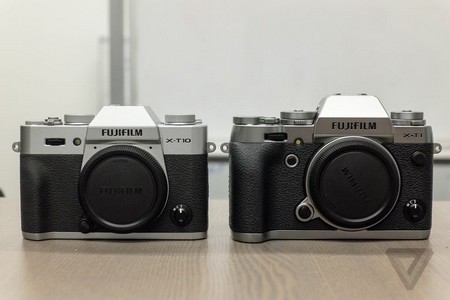 Fujifilm X-T10 bên trái