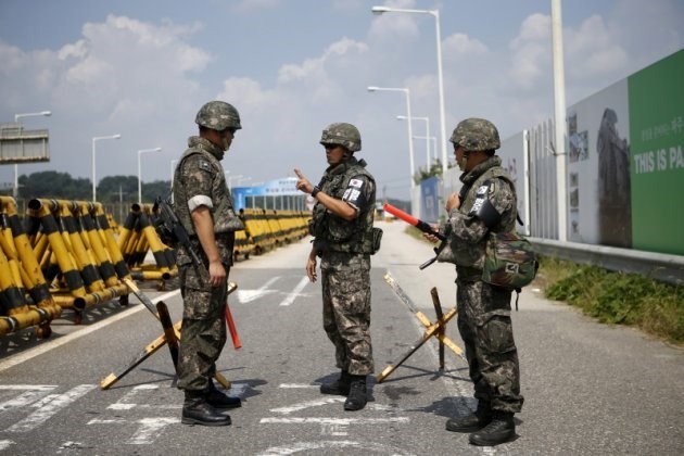  Binh sĩ Hàn Quốc tại khu vực biên giới (Nguồn: Reuters)