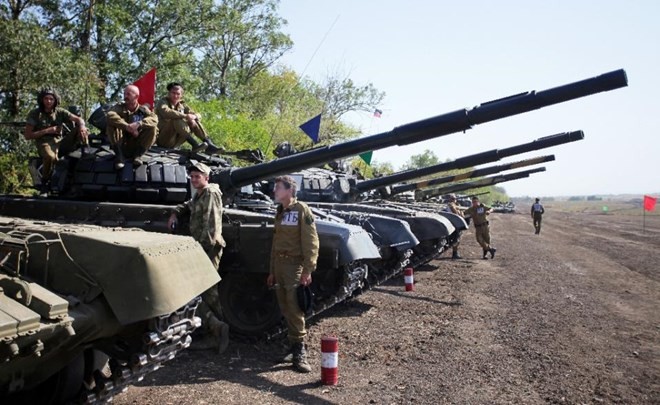 Xe tăng của quân ly khai tại Donetsk (Nguồn: AFP)