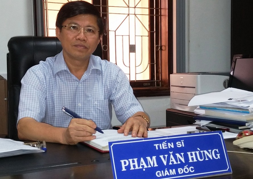 Ông Phạm Văn Hùng, Giám đốc Sở GD&ĐT tỉnh TT-Huế, khẳng định: “Đây là sự việc vi phạm nghiêm trọng đạo đức nghề giáo, vi phạm điều cấm đối với giáo viên”. Ảnh: Ngọc Văn