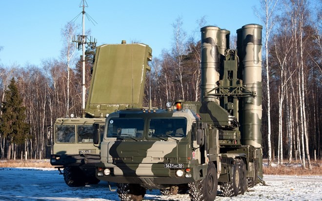 Hệ thống tên lửa phòng không S-400 của Nga. (Nguồn: defencerussia.wordpress.com)