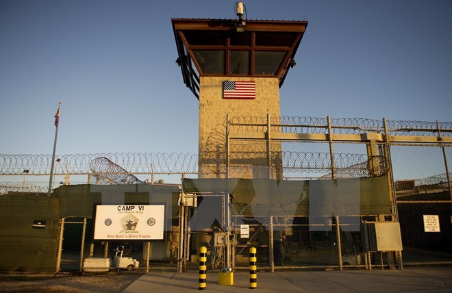 Quang cảnh bên ngoài nhà tù của Mỹ trên vịnh Guantanamo, Cuba. (Nguồn: AFP/TTXVN)