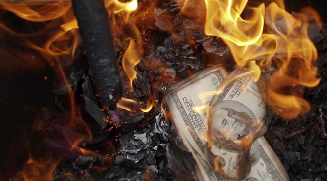 Bản tin 14H: Mỹ đốt hàng triệu USD tiền mặt của IS