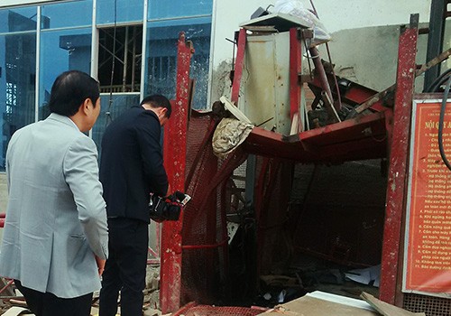  Hiện trường vụ rơi máy vận thăng làm 6 người gặp nạnở Đà Nẵng.