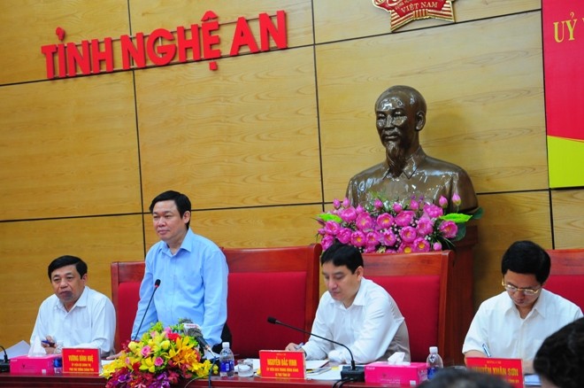 Phó Thủ tướng Vương Đình Huệ yêu cầu tỉnh Nghệ An tập trung giải pháp, thực hiện có hiệu quả Nghị quyết 26 - NQ/TW của Bộ Chính trị.
