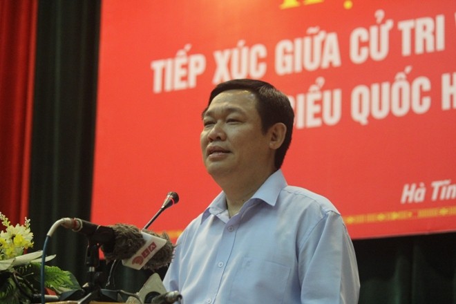 Phó Thủ tướng Vương Đình Huệ tại buổi tiếp xúc cử tri tỉnh Hà Tĩnh.