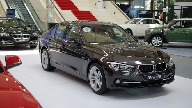 Hơn 100 xe được mua tại BMW World Vietnam 2016