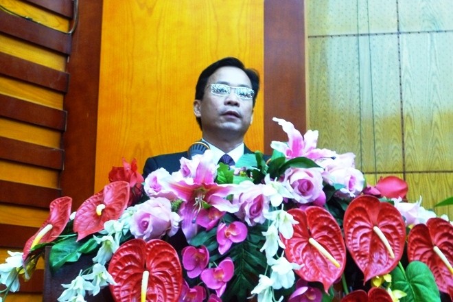 Ông Hoàng Văn Nghiệm phát biểu nhậm chức. 