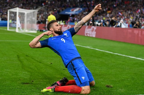 Giroud đang khẳng định vị thế của mình trên hàng công ĐT Pháp