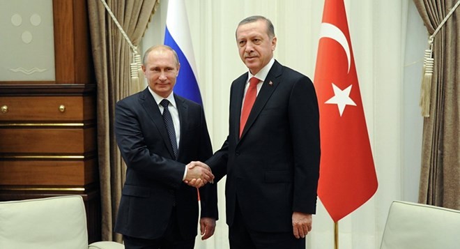 Tổng thống Thổ Nhĩ Kỳ Recep Tayyip Erdogan (phải) và người đồng cấp Nga Vladimir Putin. (Nguồn: sputniknews.com)