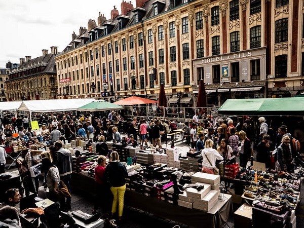 Chợ thường niên "Grande Braderie de Lille." (Nguồn: fleamarketinsiders.com)