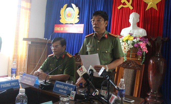 Đại tá Nguyễn Viết Lợi – Giám đốc Công an tỉnh và Đại tá Huỳnh Sông Thu – Phó Giám đốc chủ trì buổi họp báo.