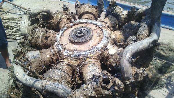 Khối kim loại có trọng lượng 2 tấn được ngư dân phát hiện trên biển Nghệ An.