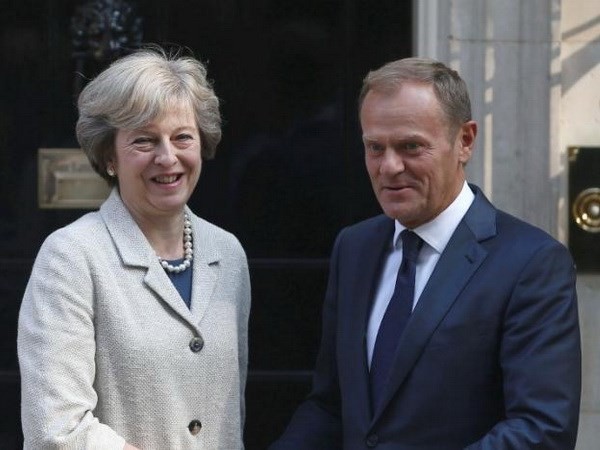 Thủ tướng Anh Theresa May và Chủ tịch Hội đồng châu Âu Donald Tusk. (Nguồn: Reuters) 