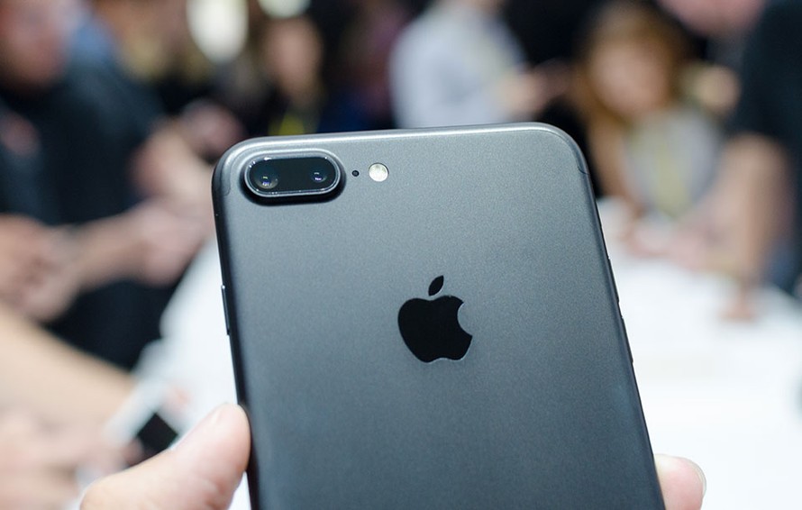 iPhone 7 chính thức bán tại Việt Nam, giá từ 18,79 triệu