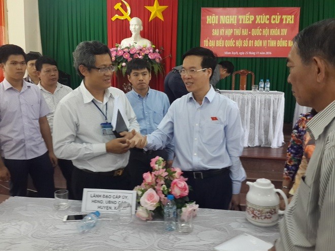 Trưởng ban Tuyên giáo TW tiếp xúc cử tri tại Đồng Nai