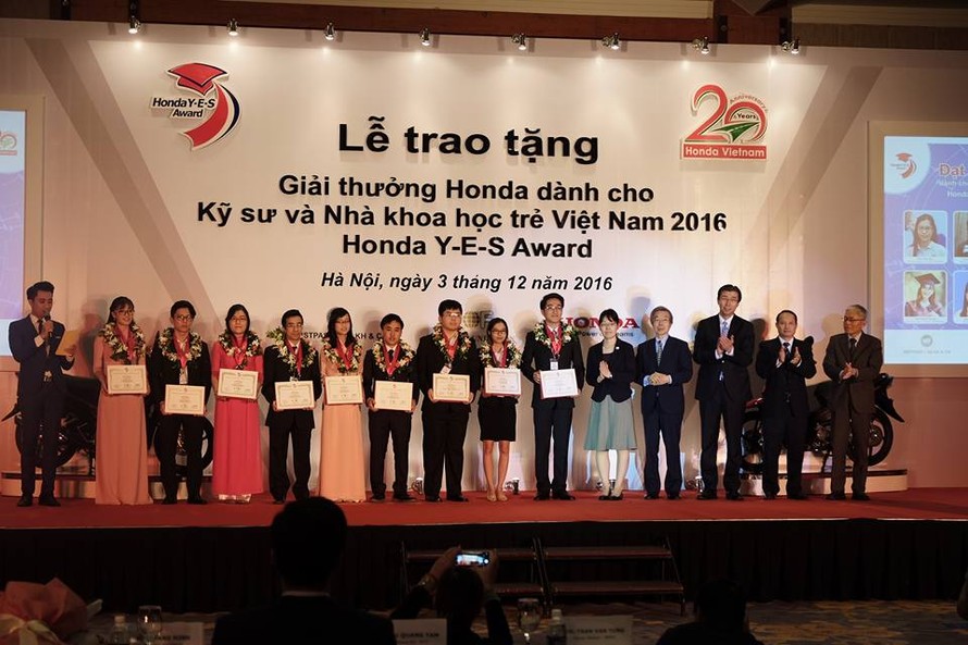 Honda Việt Nam trao giải thưởng cho kỹ sư và nhà khoa học trẻ