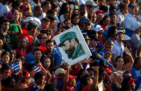 Cuba sẽ ra đạo luật cấm dùng tên của lãnh tụ Fidel Castro đặt cho các địa điểm công cộng như đường phố, tượng đài.
